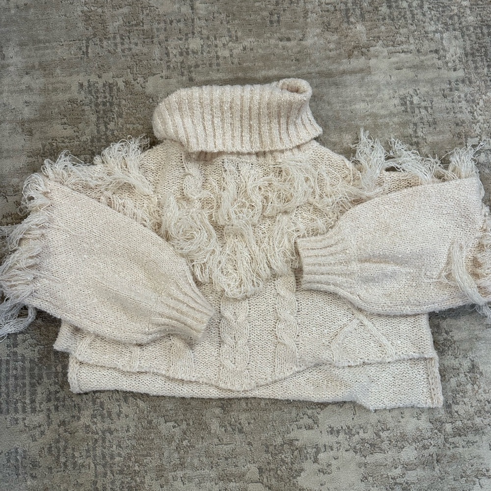 Cozy Cropped Cream Turtleneck Sweater